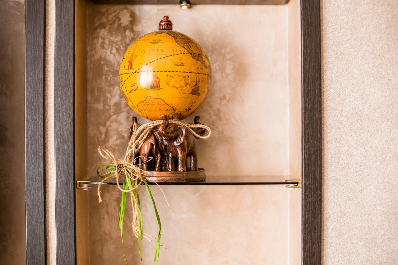 Beautiful Apartment D.Galytskogo Lviv Dış mekan fotoğraf