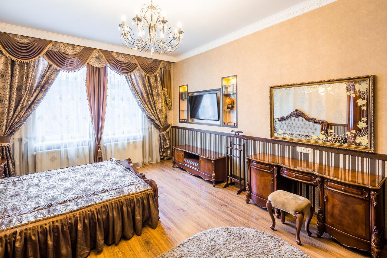 Beautiful Apartment D.Galytskogo Lviv Dış mekan fotoğraf