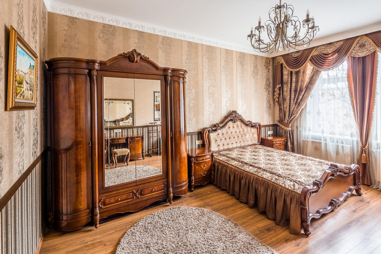 Beautiful Apartment D.Galytskogo Lviv Dış mekan fotoğraf