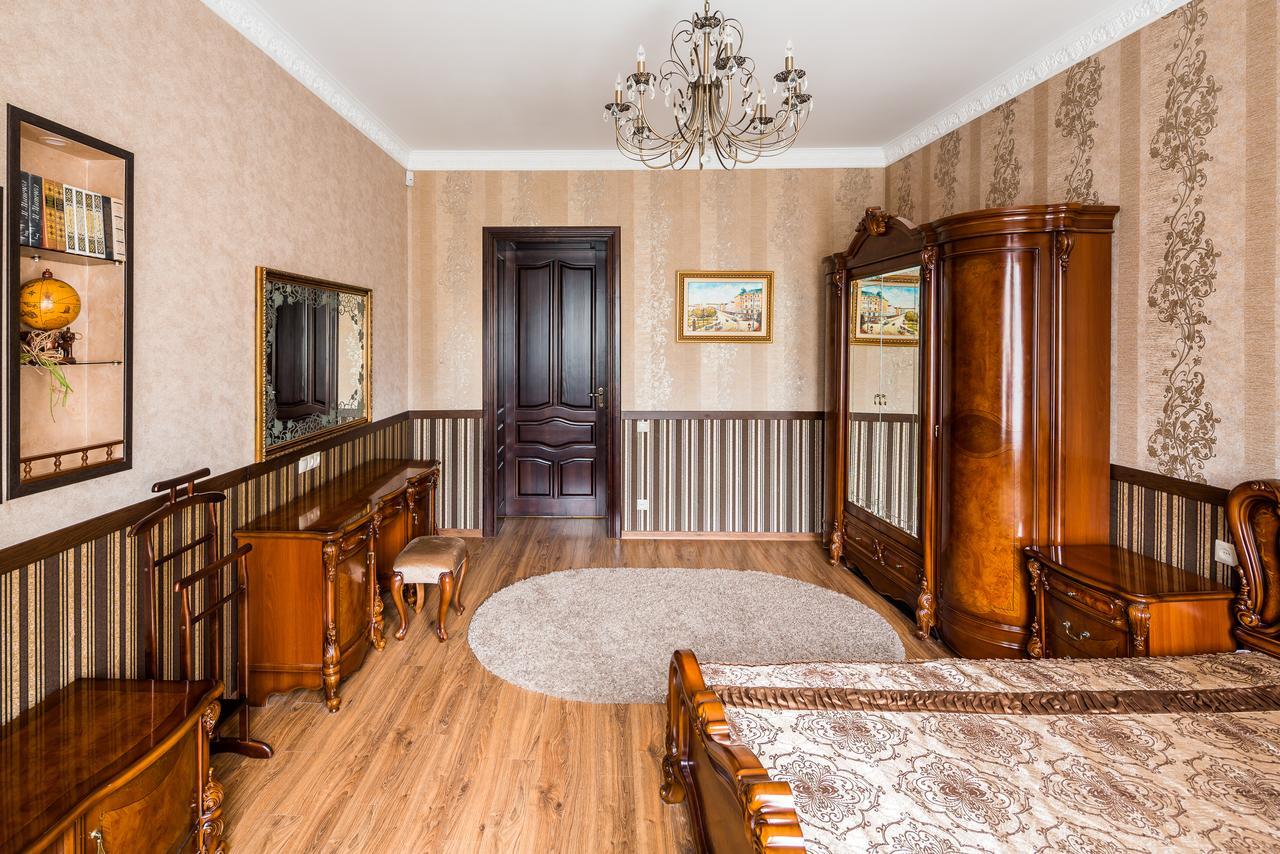 Beautiful Apartment D.Galytskogo Lviv Dış mekan fotoğraf